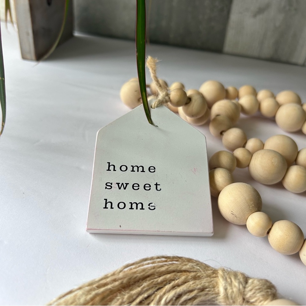 🌴’HOME SWEET HOME’ Boho Farmhouse Wood Bead Garland with Tassel